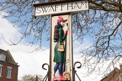 Photograph of Swaffham town sign